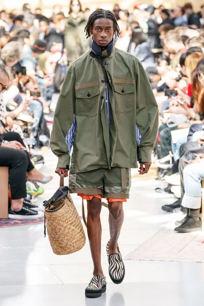 Look 24